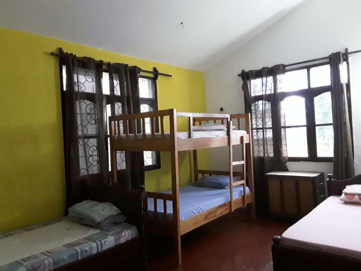 Akogo House - Bnb , Hostel, Backpackers & Volunteer Center Момбаса Экстерьер фото